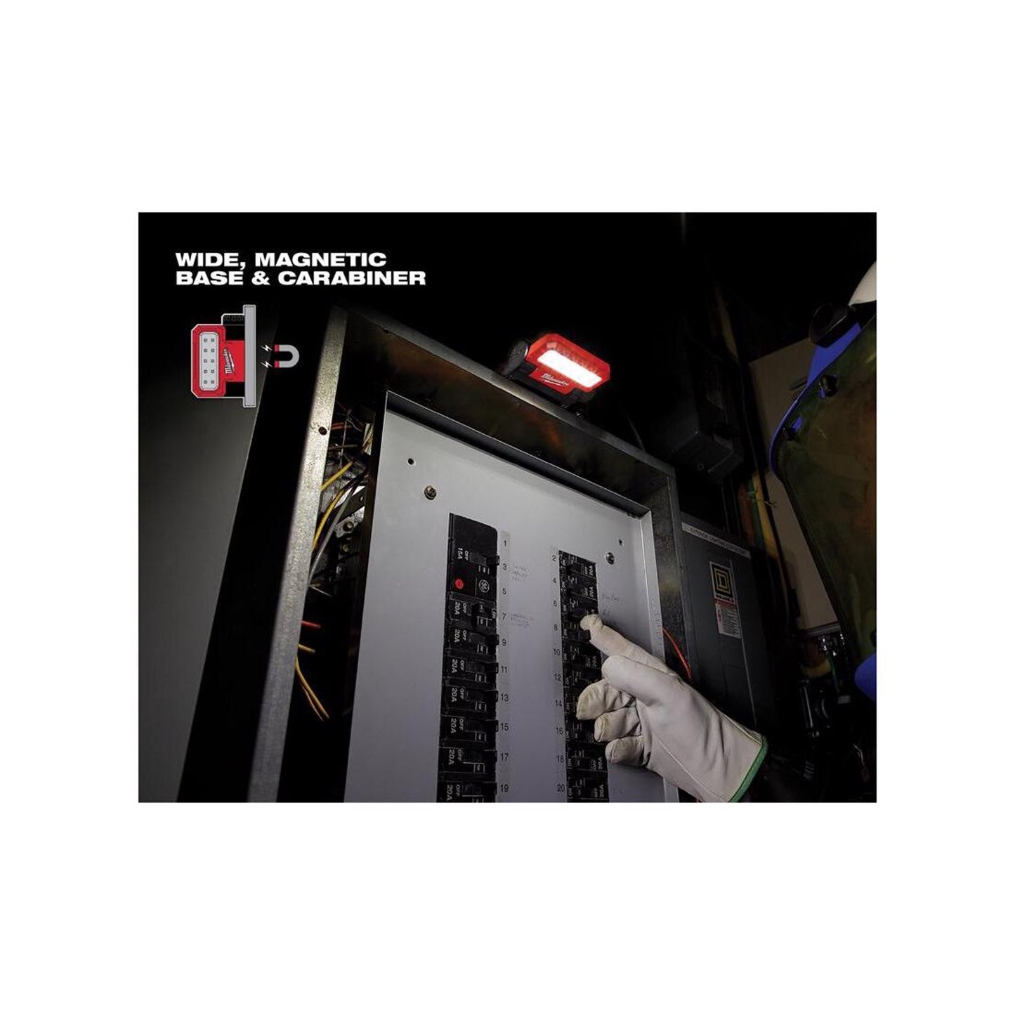 Milwaukee 550 Lumens LED Rechargeable Pivoting Flood Light