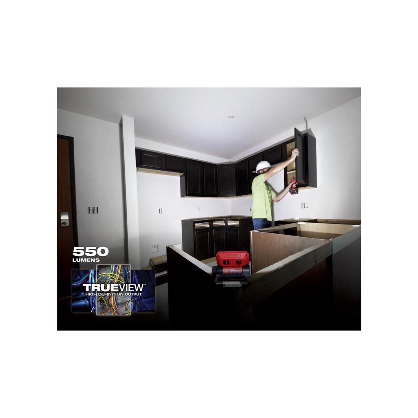 Milwaukee 550 Lumens LED Rechargeable Pivoting Flood Light